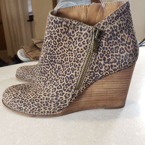 Lucky Brand Yewani Leopard Print Suede Wedge Booties Women’s 9M - Picture 1 of 7